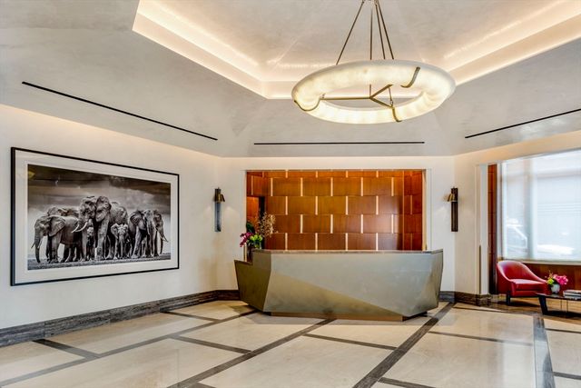 $1,549,000 | 100 Lovejoy Wharf, Unit PH1C, Boston, MA 02114