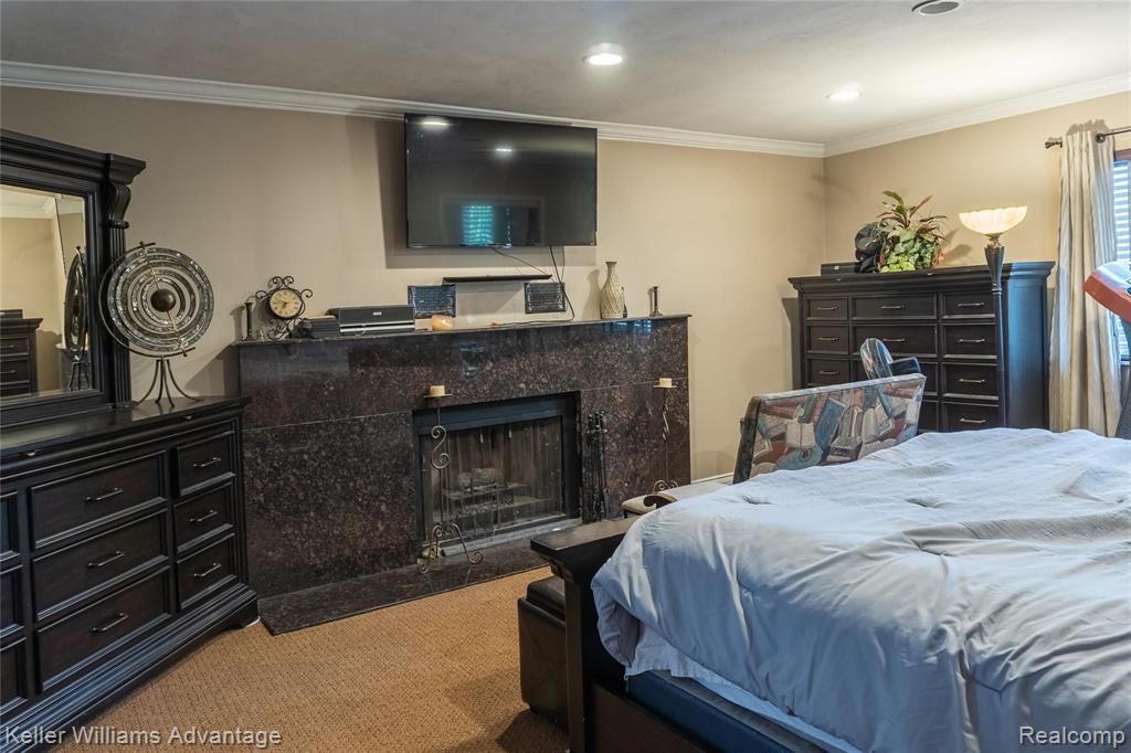 26073 Drake Road Farmington Hills, MI 48331 - Photo 17 of 39