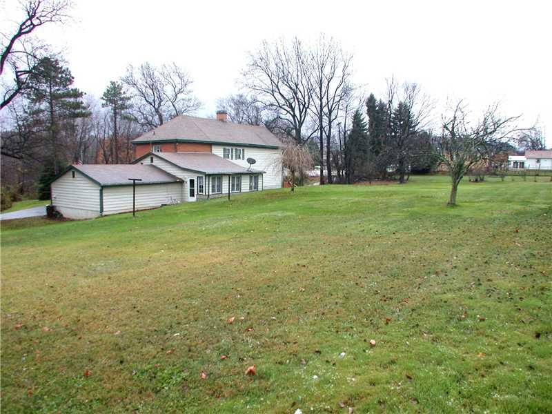 189 Wagner Road Monaca, PA 15061 - Photo 4 of 6 Yard/Garden.