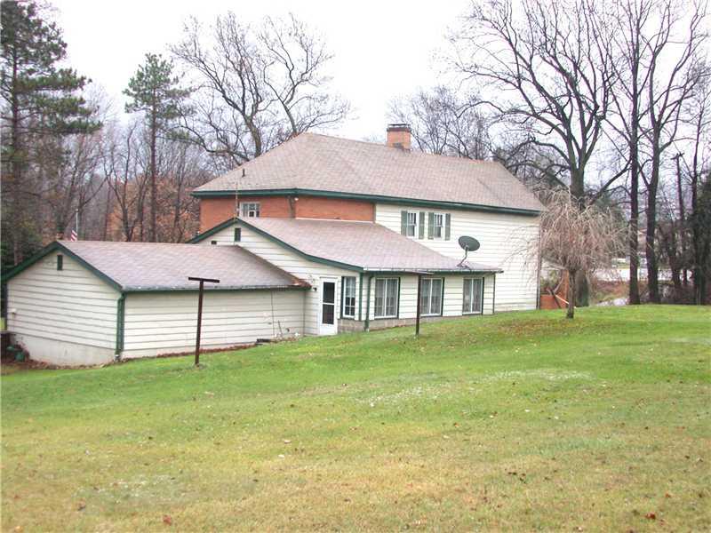 189 Wagner Road Monaca, PA 15061 - Photo 5 of 6 Exterior Back.