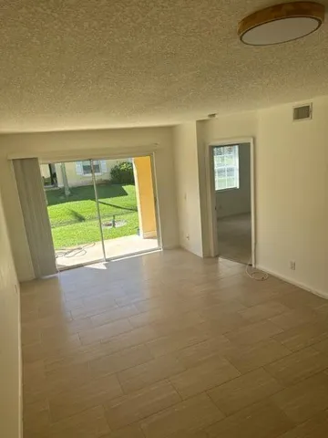 $2,200 | 1110 Lake Shore Drive, Unit 103, Lake Park, FL 33403