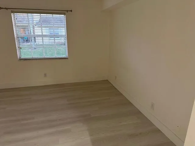 $2,200 | 1110 Lake Shore Drive, Unit 103, Lake Park, FL 33403