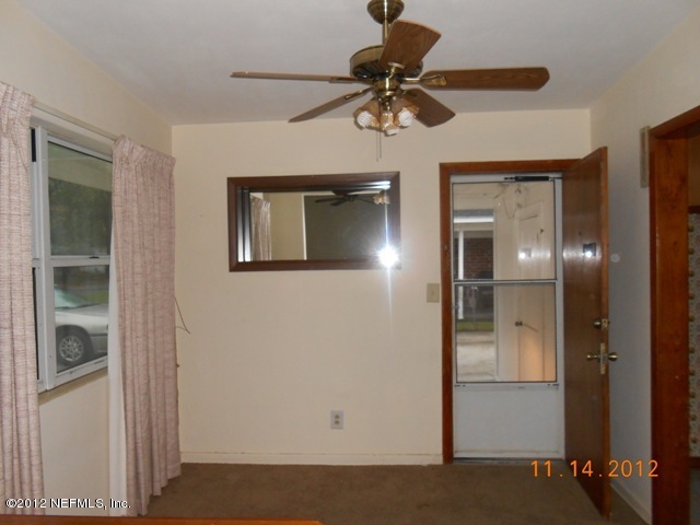 2122 E Road Jacksonville, FL 32216 - Photo 4 of 18 2012-11-14 17
