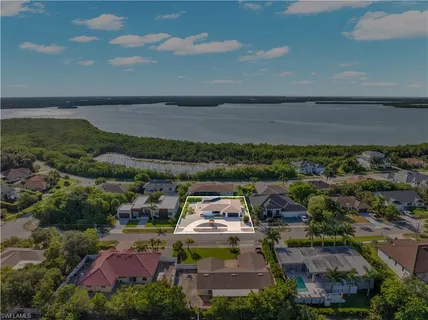 $825,000 | 1781 Dogwood Drive, Marco Island, FL 34145