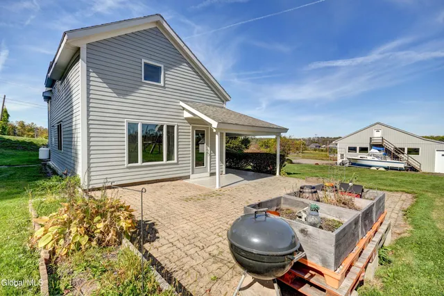 $475,000 | 563 Old Sharon Road, Canajoharie, NY 13317