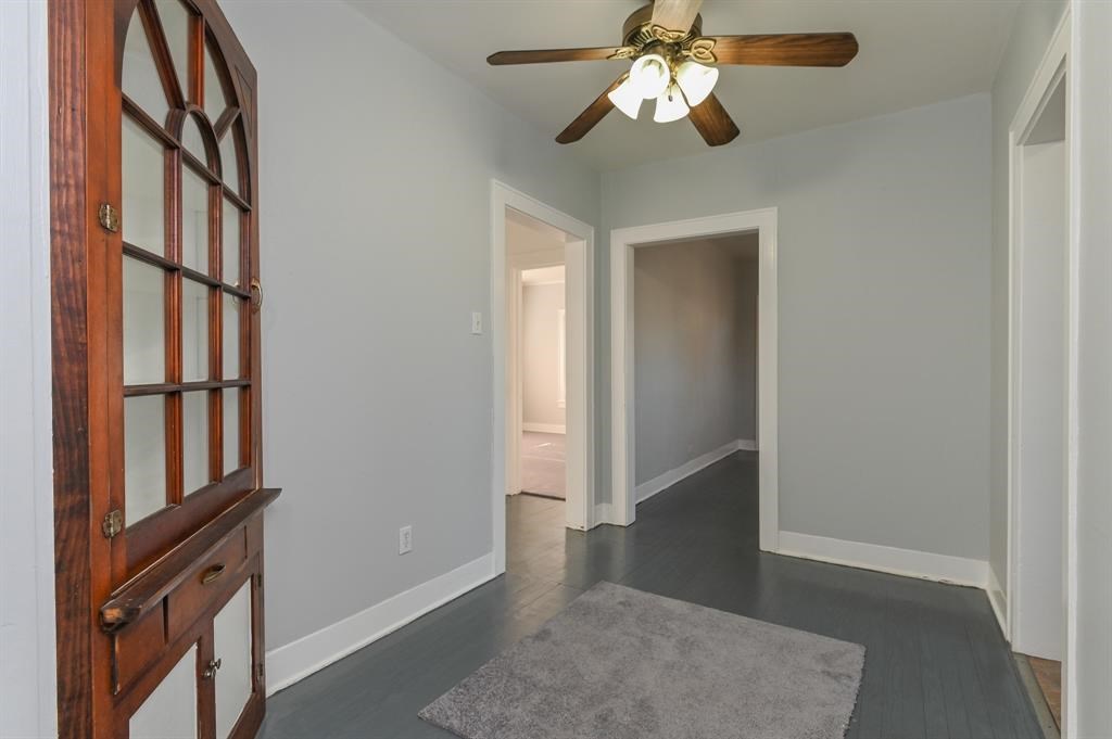6401 Stratton Street Houston, TX 77023 - Photo 7 of 28