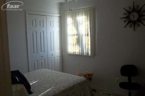 1099 Stonehenge Road Flint, MI 48532 - Photo 14 of 26 20345508-13.JPG