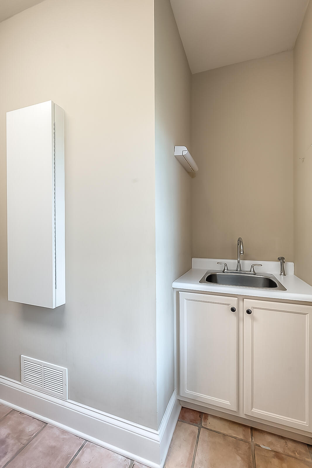 651 Johnston Road Lexington, KY 40511 - Photo 33 of 74 33-2-29