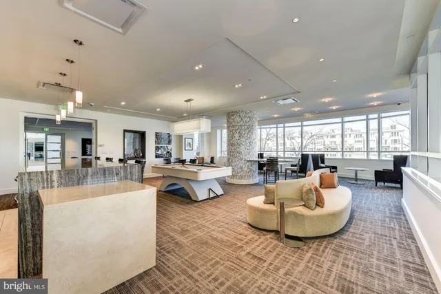 $315,000 | 100 Harborview Drive, Unit 1209, Baltimore, MD 21230