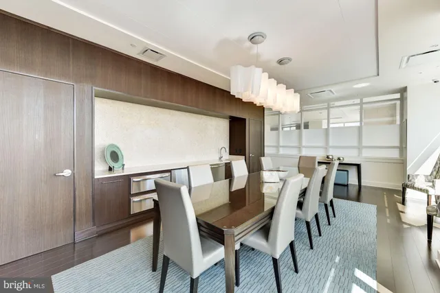 $315,000 | 100 Harborview Drive, Unit 1209, Baltimore, MD 21230