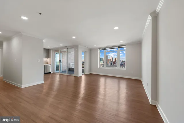 $315,000 | 100 Harborview Drive, Unit 1209, Baltimore, MD 21230