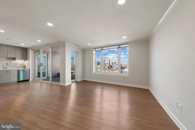 $315,000 | 100 Harborview Drive, Unit 1209, Baltimore, MD 21230