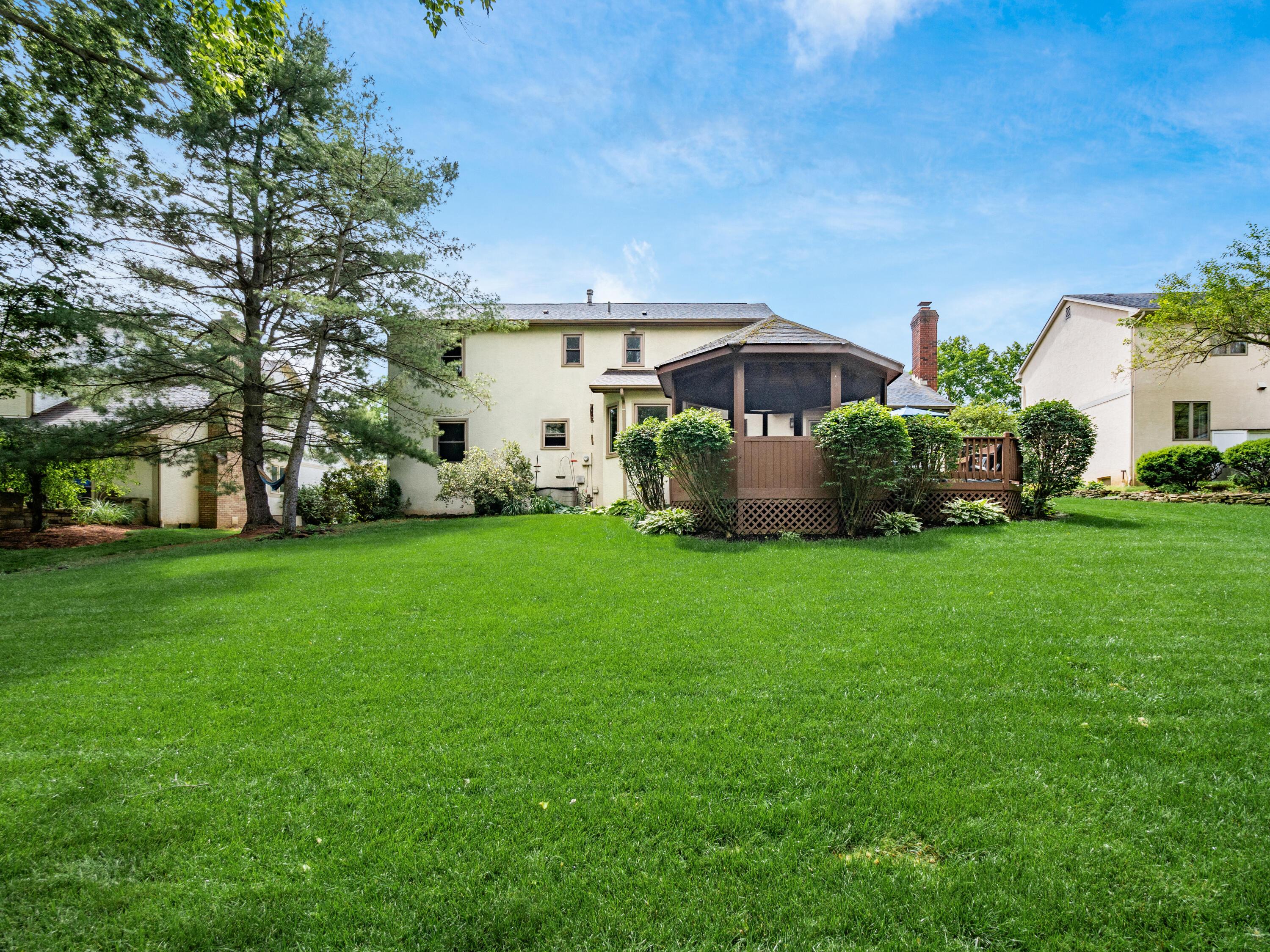 632 River Trace Road Westerville, OH 43081 - Photo 3 of 26 A_632_River_Trace_093-2