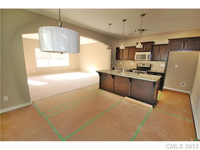 511 Rook Road, Unit 23 Charlotte, NC 28216 - Photo 5 of 11