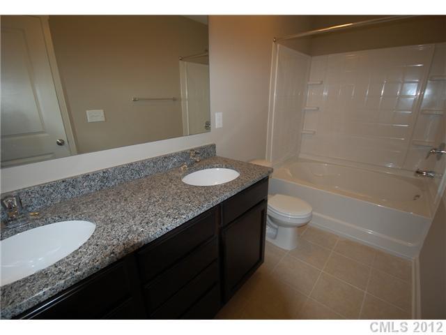 511 Rook Road, Unit 23 Charlotte, NC 28216 - Photo 10 of 11