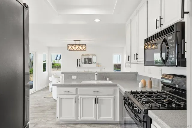 $1,110,000 | 4972 Calle Sobrado, Oceanside, CA 92056