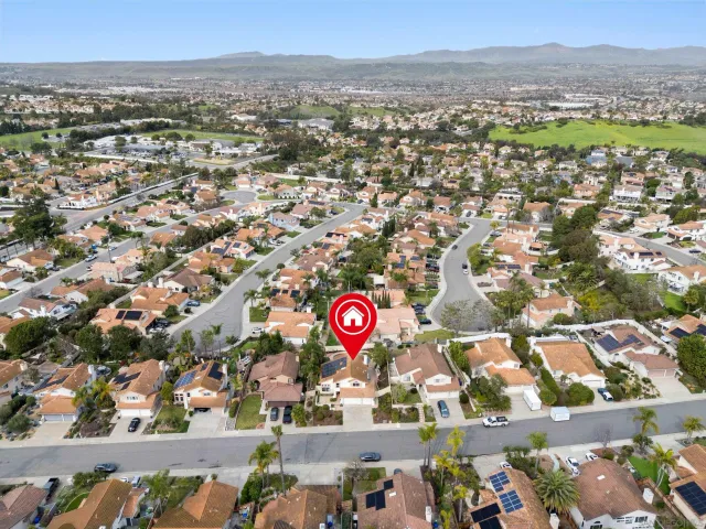 $1,110,000 | 4972 Calle Sobrado, Oceanside, CA 92056