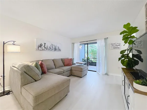 $1,800 | Undisclosed Address, Orlando, FL 32822