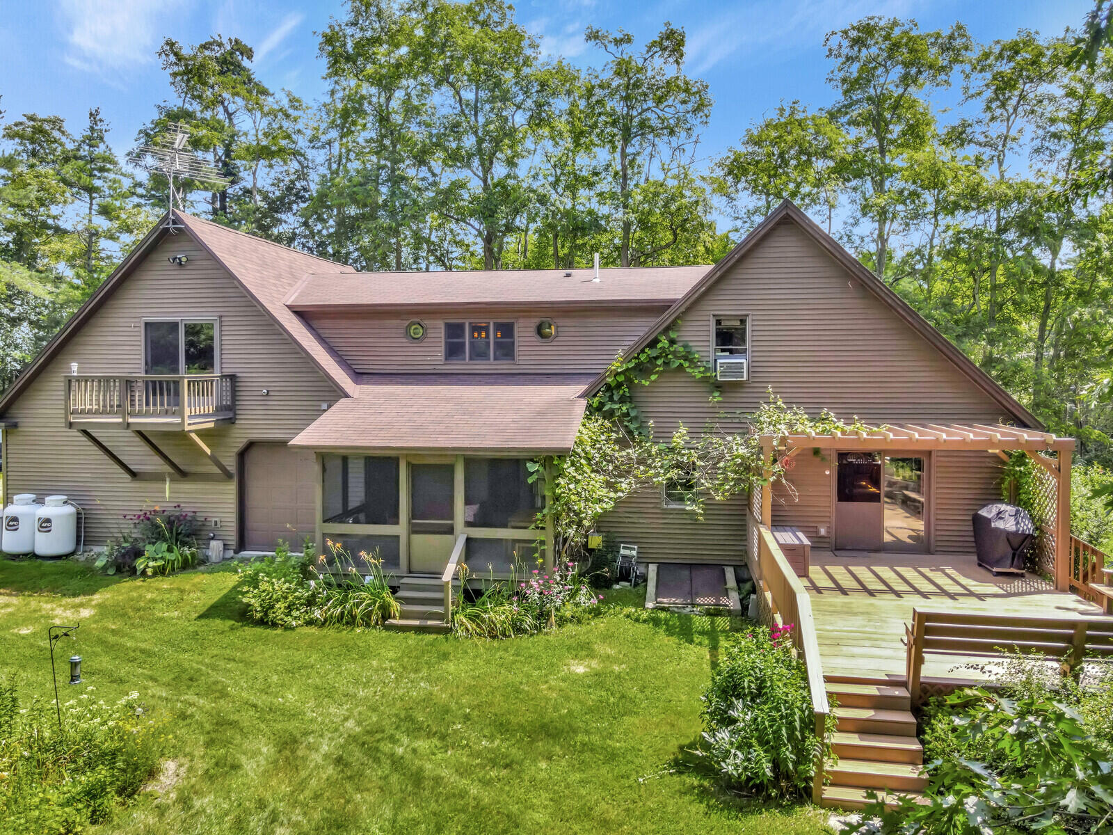 184 North Hunts Meadow Road Whitefield, ME 04353 - Photo 1 of 73 10_DJI_0359_DxO_mls