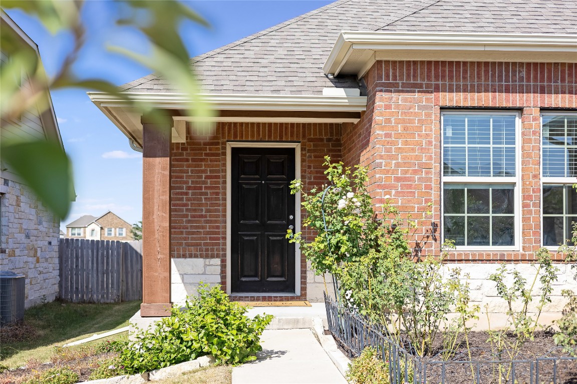 5836 Novaro Place Round Rock, TX 78665 - Photo 34 of 36