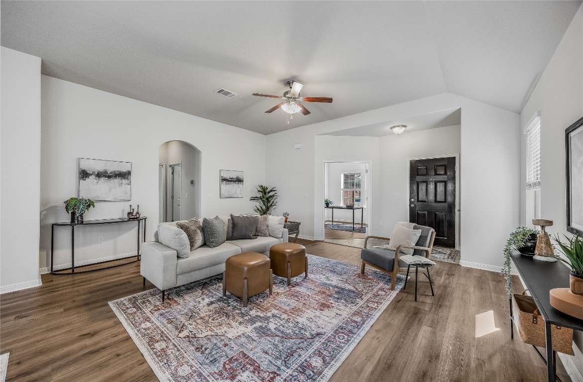 5836 Novaro Place Round Rock, TX 78665 - Photo 5 of 36