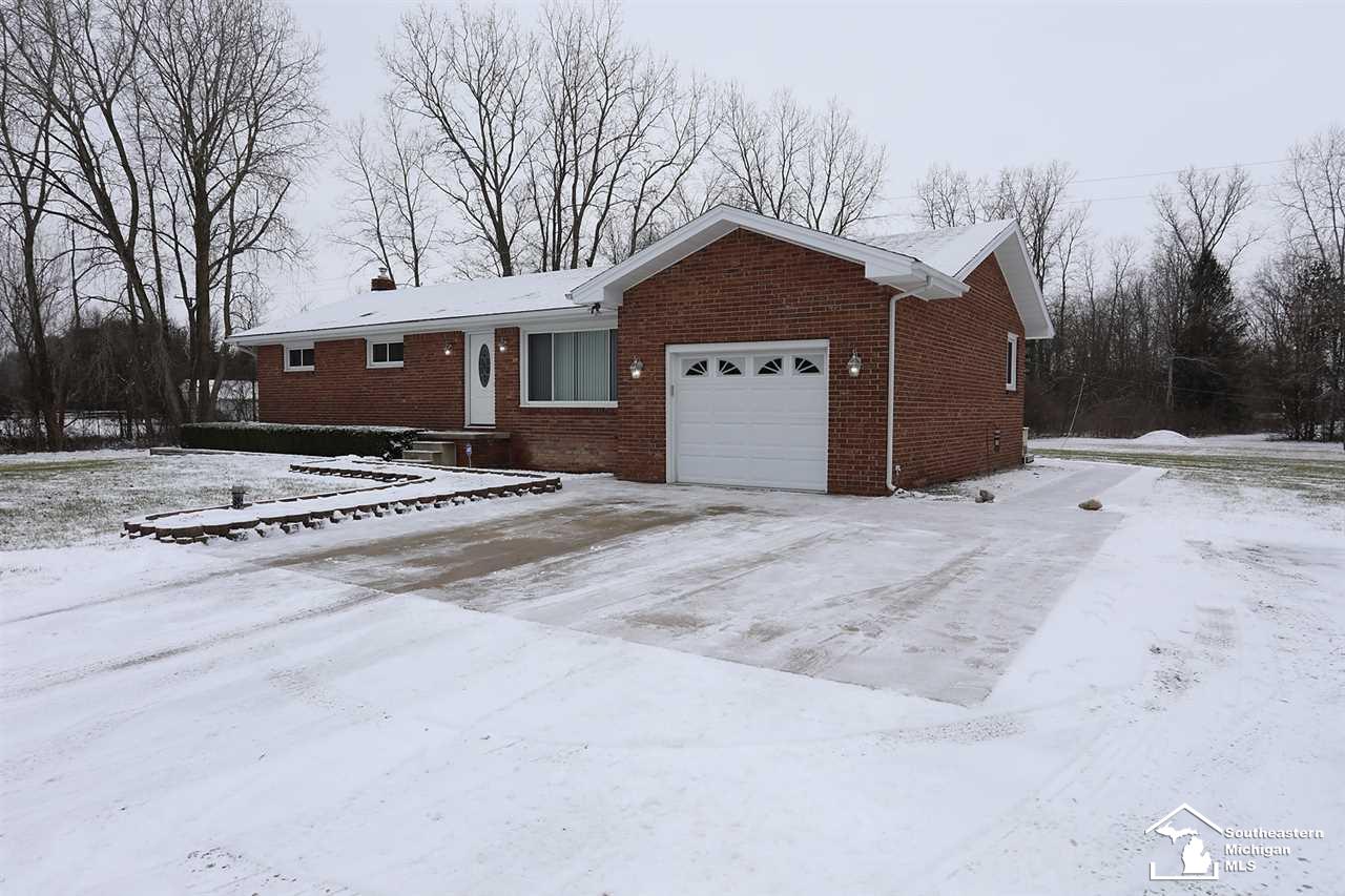 4650 Teal Road Petersburg, MI 49270 - Photo 7 of 41 31369275-6.JPG