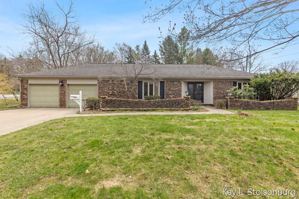 $314,900 | 817 North Glenwood Street, Hastings, MI 49058