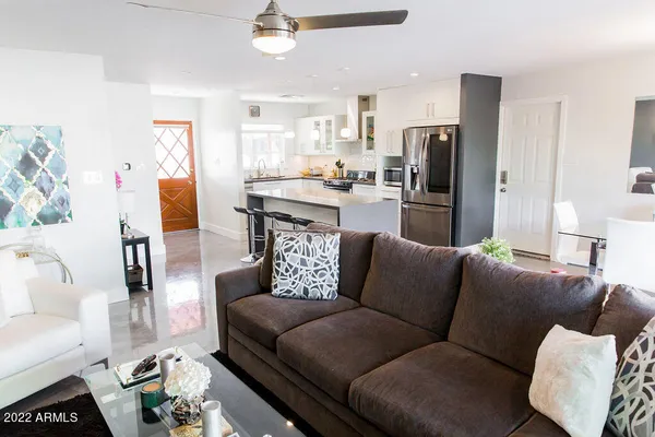 $3,799 | 420 West Flower Street, Phoenix, AZ 85013