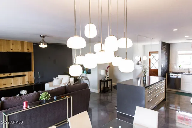 $3,499 | 420 West Flower Street, Phoenix, AZ 85013