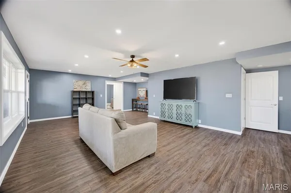 $549,900 | 122 Page Street, Waynesville, MO 65583