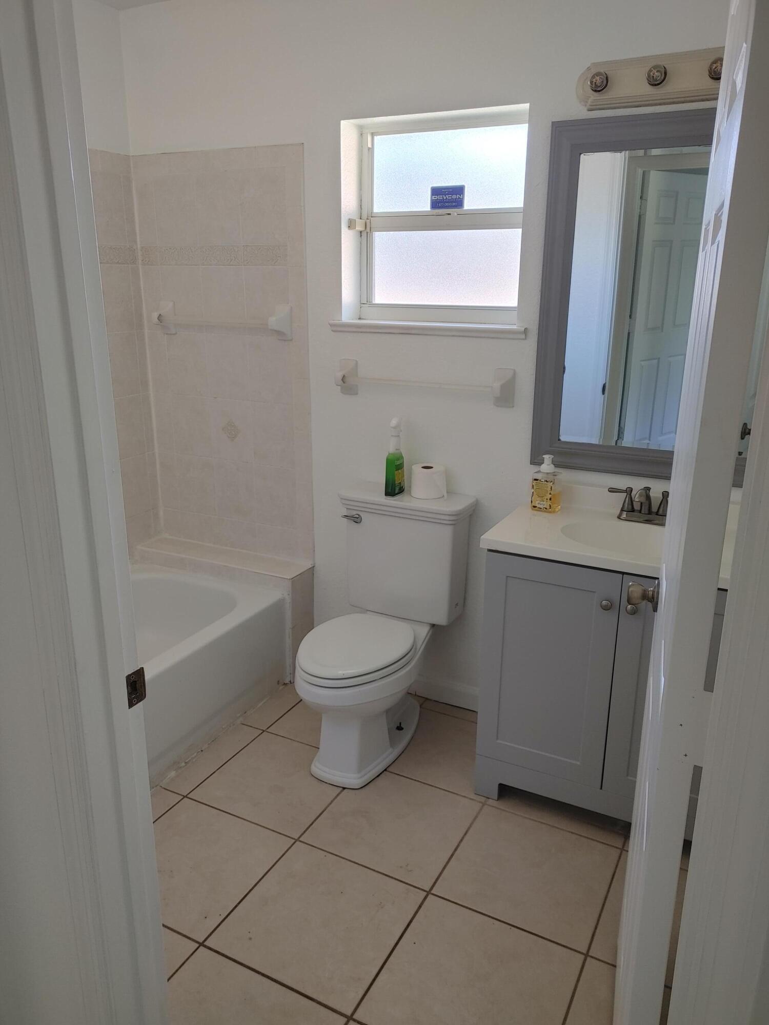 7701 Eden Road Fort Pierce, FL 34951 - Photo 18 of 26 20221210_095737_HDR