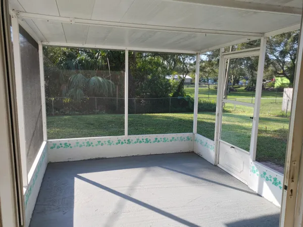$2,000 | 7701 Eden Road, Fort Pierce, FL 34951