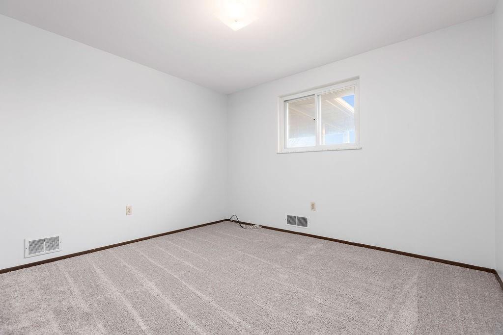 305 Wilson Road Clinton, PA 15026 - Photo 20 of 25 Gallery Image 20