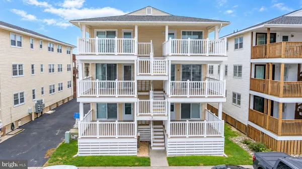 $2,500 | 9 140th Street, Unit 4W, Ocean City, MD 21842