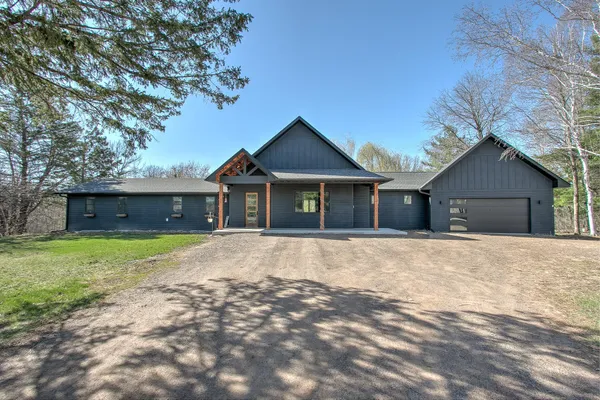 $485,000 | 1955 Collin Street, Mora, MN 55051