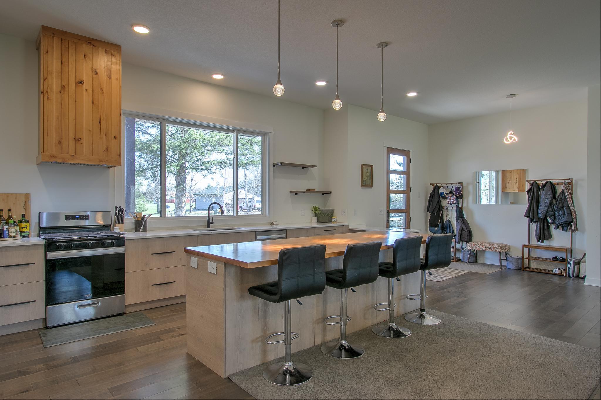 1955 Collin Street Mora, MN 55051 - Photo 8 of 40