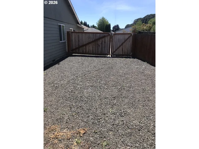 $420,000 | 1066 Southwest Aspen Lane, Dallas, OR 97338