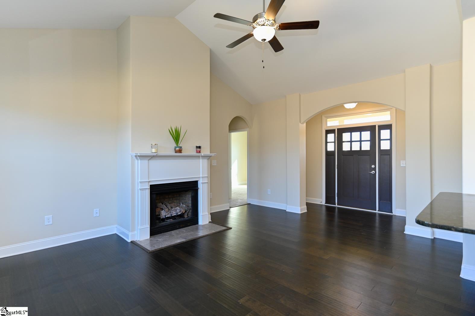 1810 Ballenger Road Wellford, SC 29385 - Photo 3 of 28