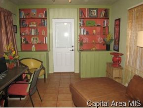 715 E Keys Springfield, IL 62702 - Photo 6 of 12