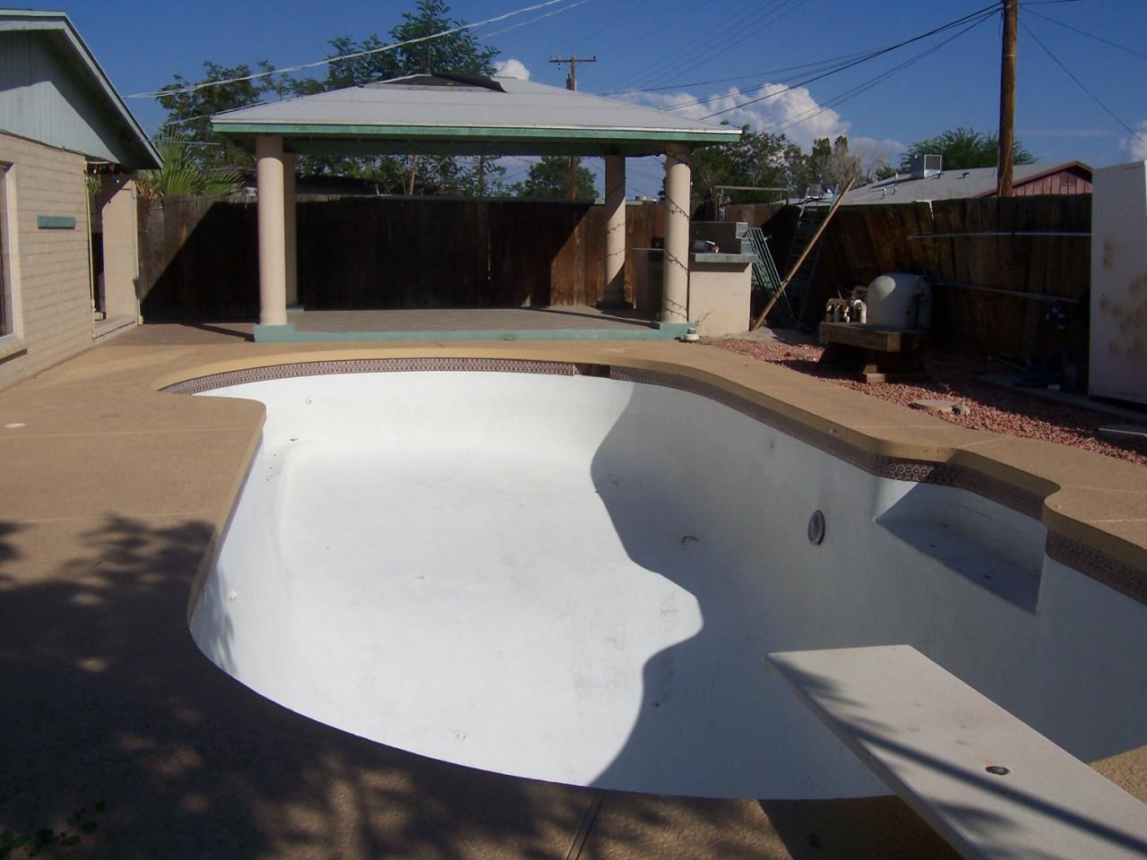 831 East Darrel Road Phoenix, AZ 85042 - Photo 7 of 8 Nice diving pool with Ramada