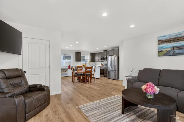 $399,900 | 1128 Bryden Avenue, Lewiston, ID 83501