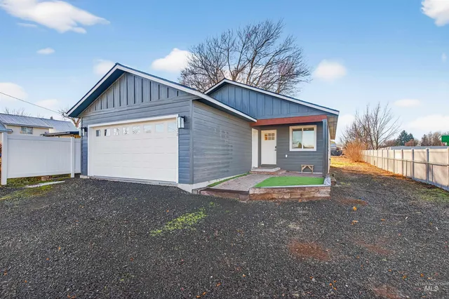 $399,900 | 1128 Bryden Avenue, Lewiston, ID 83501
