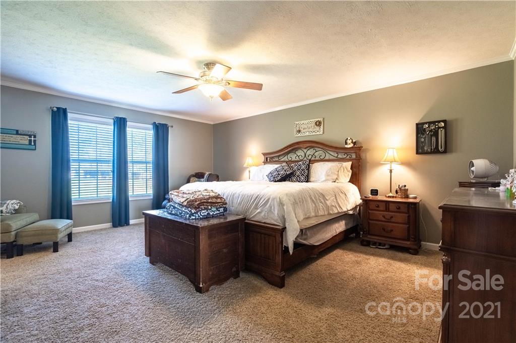 3712 Toms Road Claremont, NC 28610 - Photo 14 of 32 Gallery Image 14