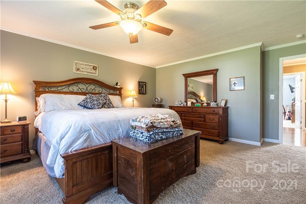 3712 Toms Road Claremont, NC 28610 - Photo 15 of 32 Gallery Image 15
