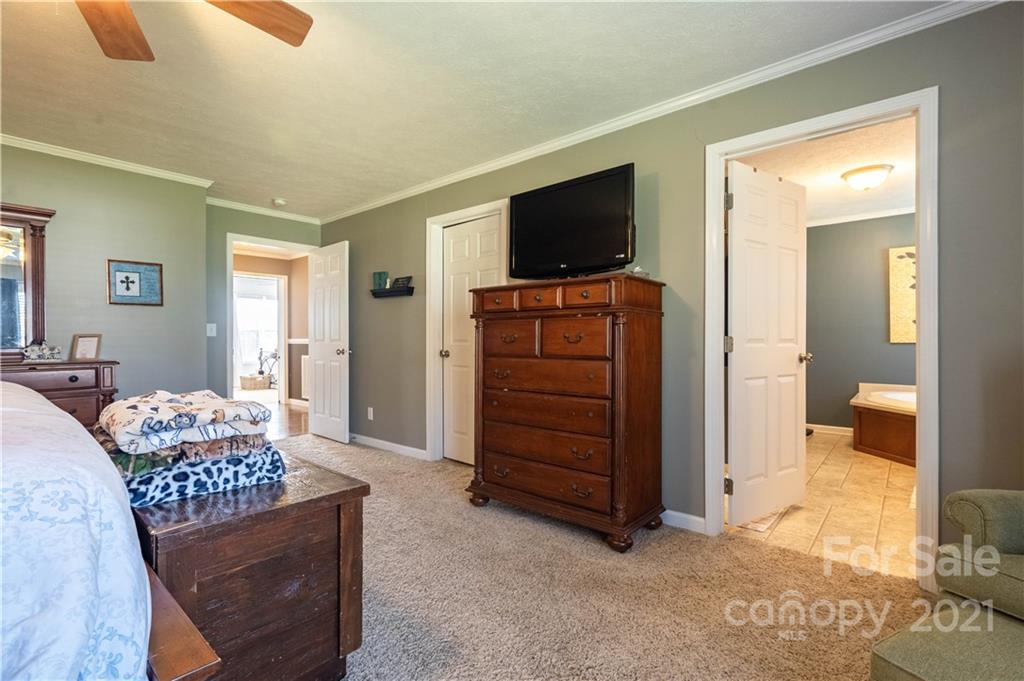 3712 Toms Road Claremont, NC 28610 - Photo 16 of 32 Gallery Image 16