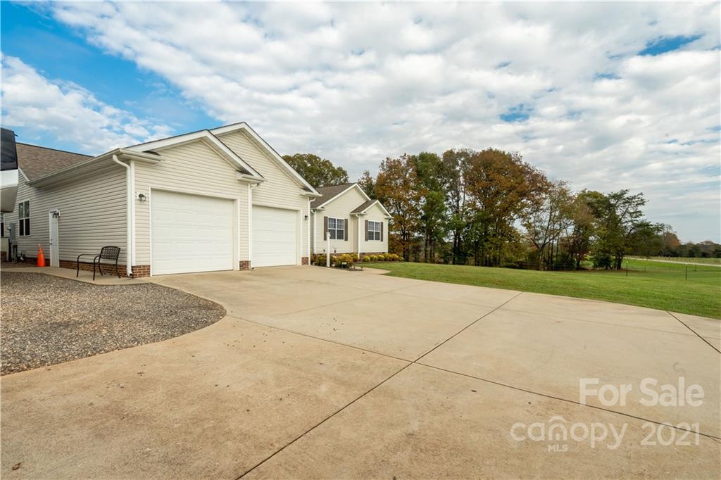 3712 Toms Road Claremont, NC 28610 - Photo 31 of 32 Gallery Image 31
