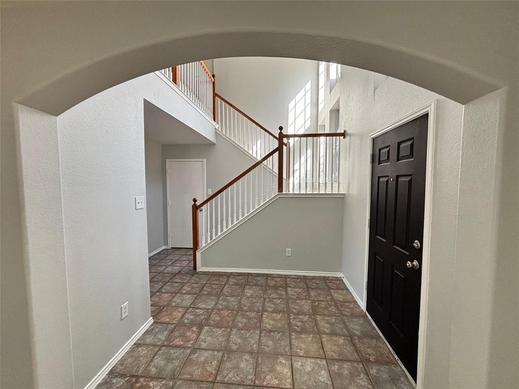 1003 Windsor Lane Forney, TX 75126 - Photo 2 of 20 a view of entryway