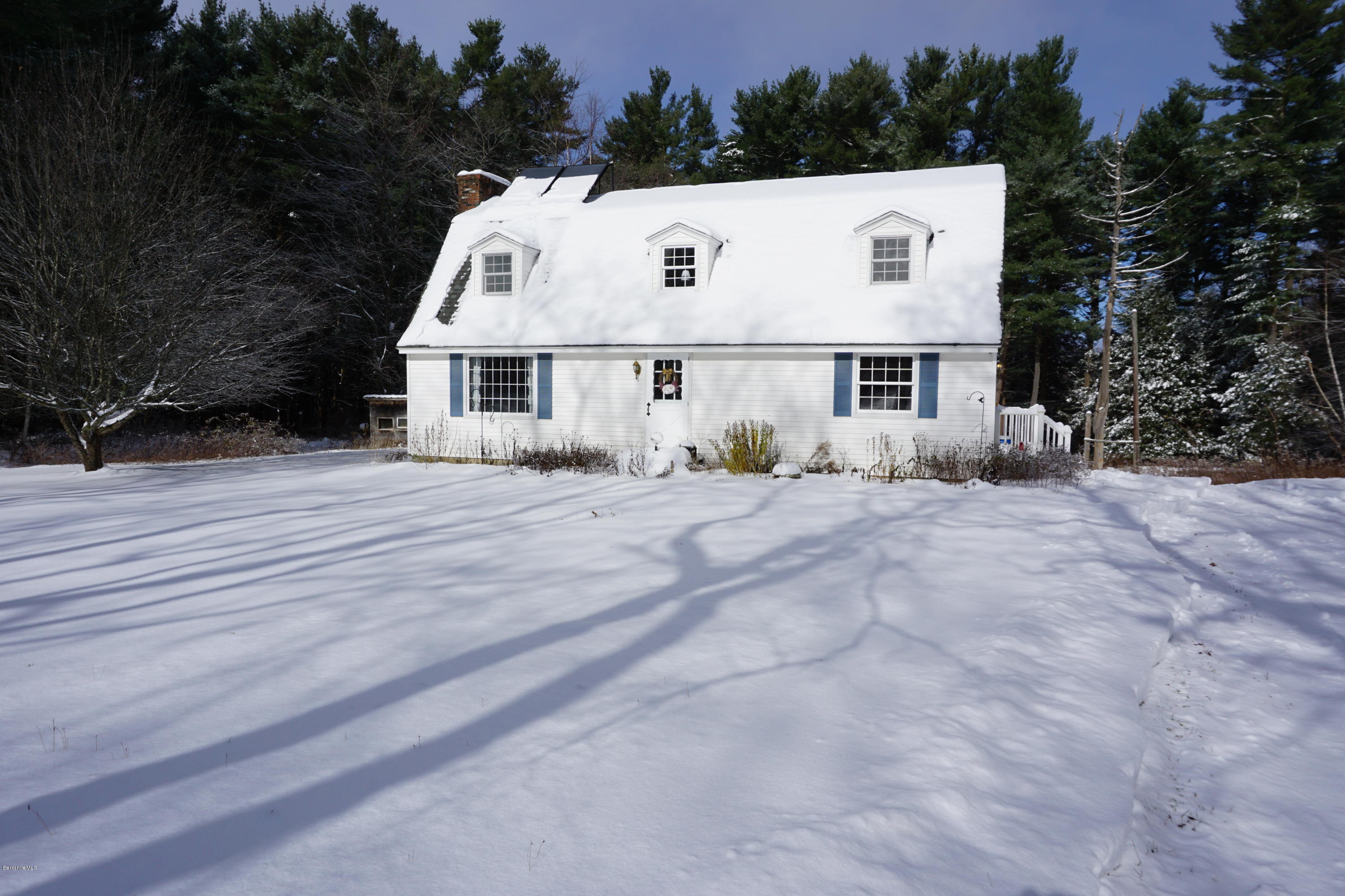 291 Summit Hill Road Washington, MA 01223 - Photo 1 of 27 DSC00193