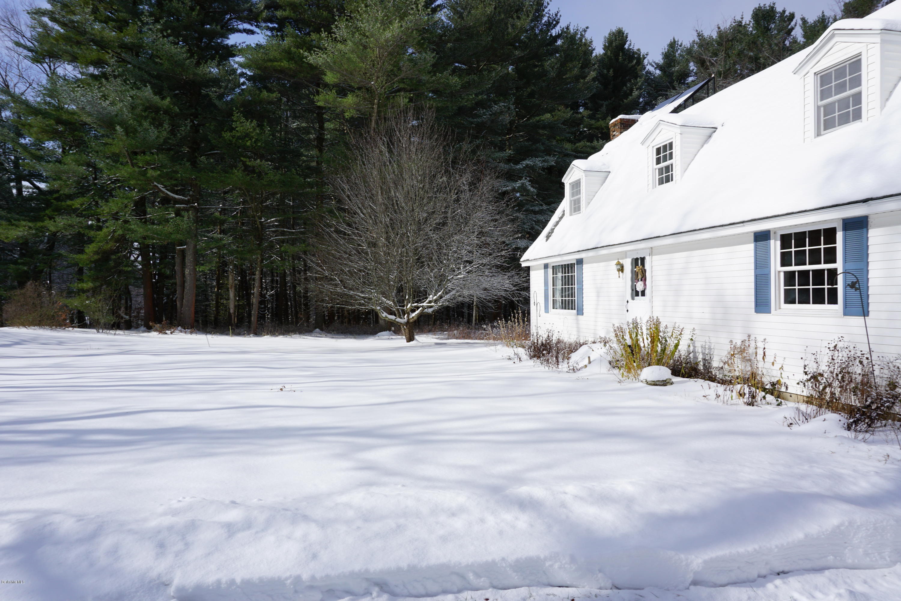 291 Summit Hill Road Washington, MA 01223 - Photo 2 of 27 DSC00196