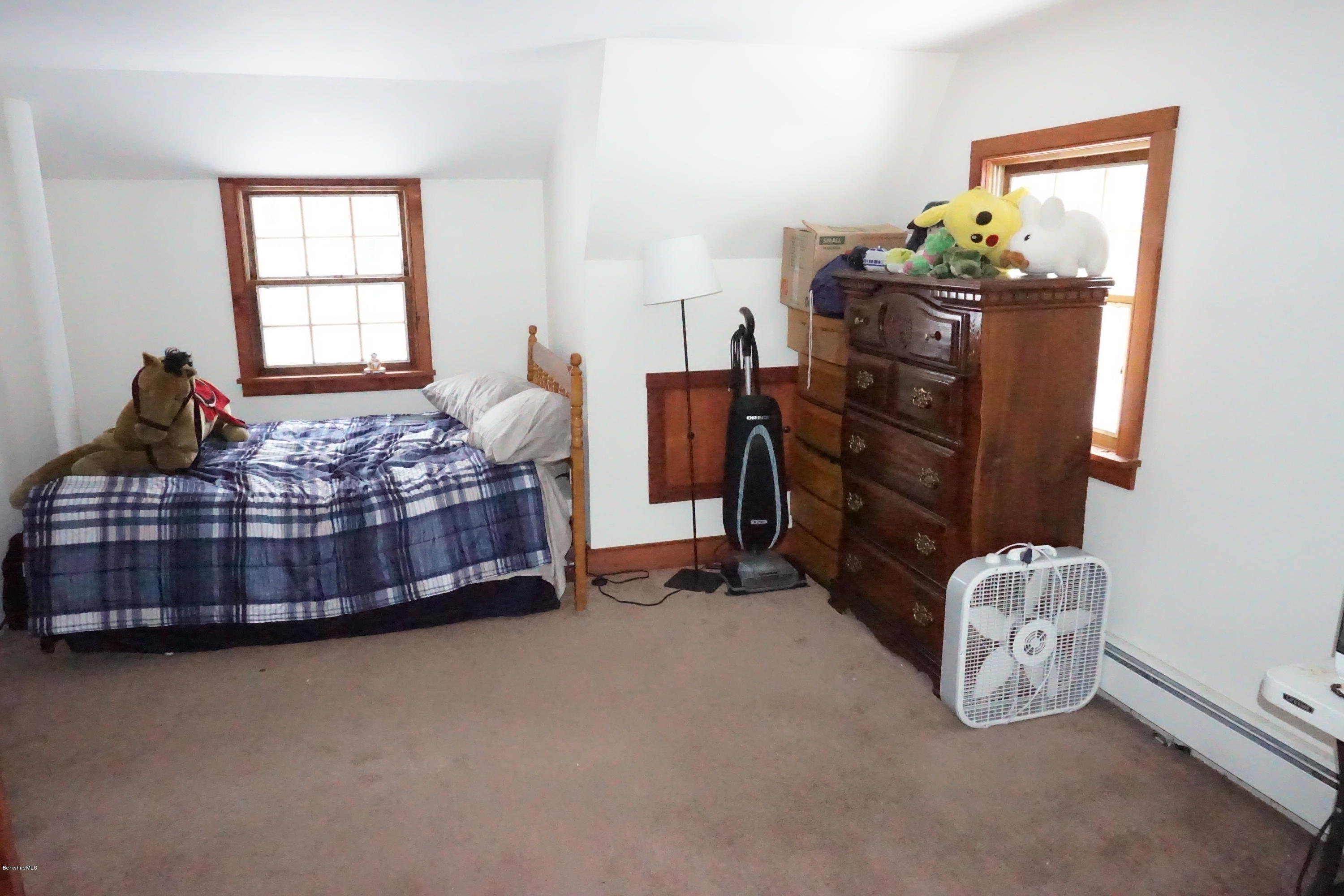 291 Summit Hill Road Washington, MA 01223 - Photo 18 of 27 DSC00206